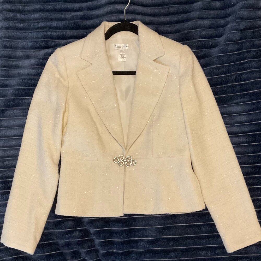 White House Black Market cream color Blazer with Pearl and Rhinestone. Size 4